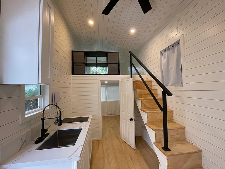 1868 W Phillips Dr — Photo 21