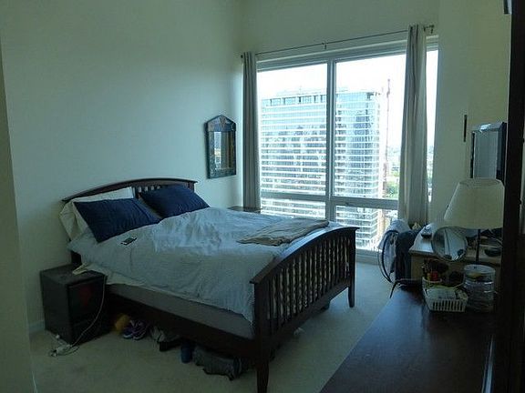5th image of 757 N Orleans St APT 2103