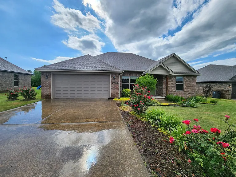 2734 Ridgewood Rd — Photo 33