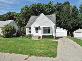 941 Marcia St SW, Wyoming, MI 49509