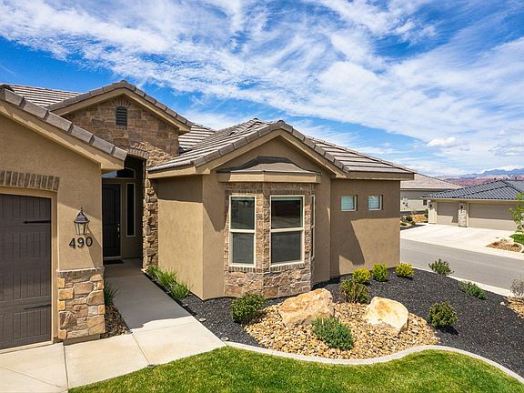 4th image of 490 S Bracciano Dr