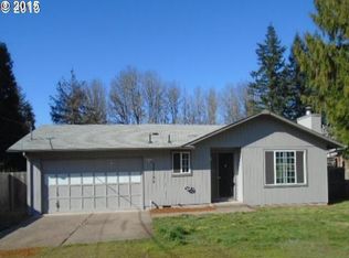 25195 Cheney Dr, Veneta, OR 97487