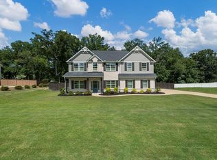 231 Maple Lakes Dr, Cataula, GA 31804