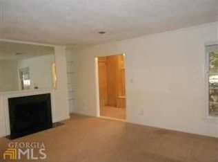 1 Rue Fontaine, Lithonia, GA 30038