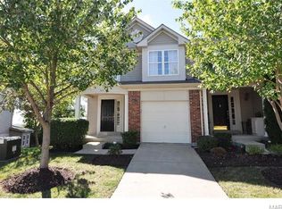 329 Montclair Tower Dr, Saint Charles, MO 63303