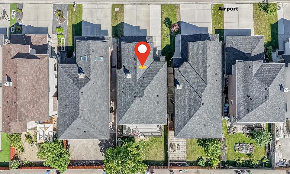 1st image of 84 E Saddletree Close NE