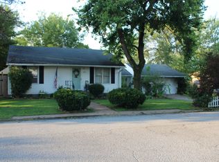 529 W 20th St, Metropolis, IL 62960