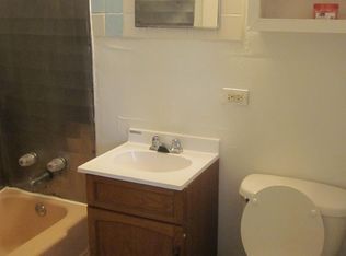 3013PRAIRI East St #A, Franklin Park, IL 60131