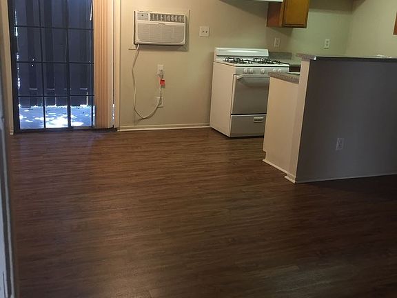 4th image of 17831 Lassen St APT 102