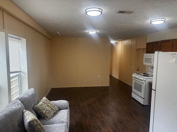 5th image of 13929 Eagle Pass St