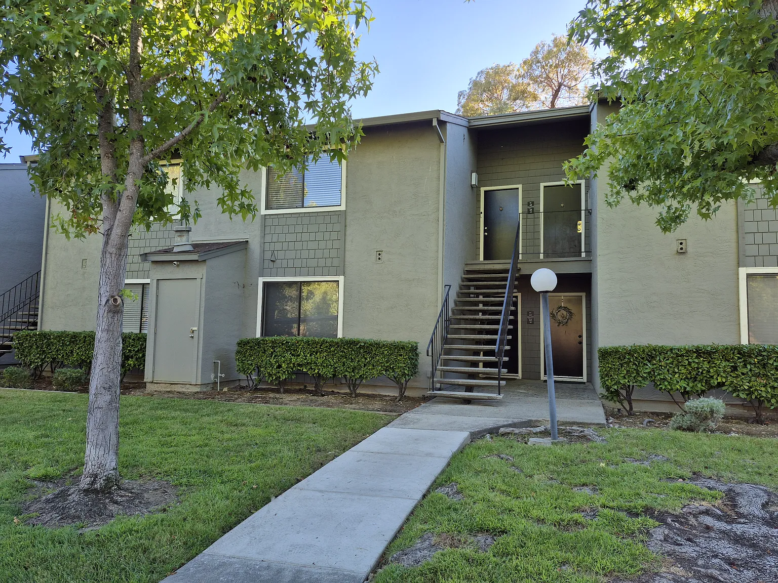 1 bed, 687 sqft, $2,100 — Photo 2