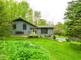 160 Roaring Brook Rd, Lenox, MA 01240