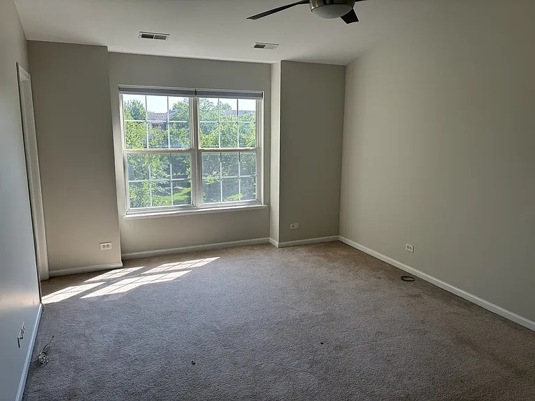 782 Thornbury Ct — Photo 8