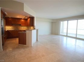 2777 Paradise Rd, Las Vegas, NV
