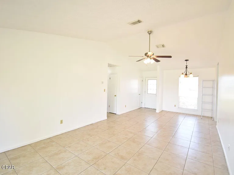 6321 Lance St — Photo 3