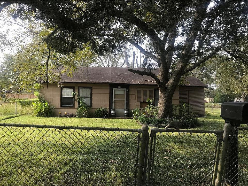 1st image of 502 Texas St
