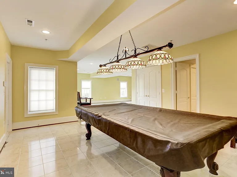 7233 Addington Dr — Photo 17