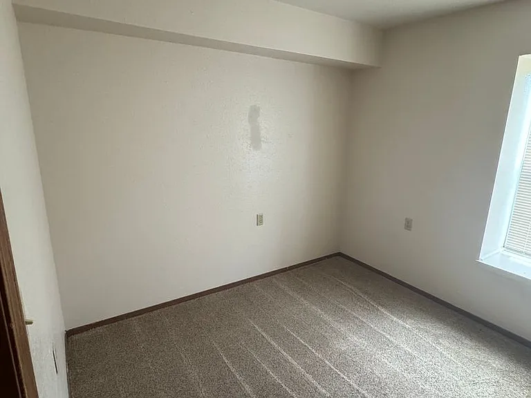 Douglas Apartments - 400 Judy Street - Heart of Branson — Photo 9