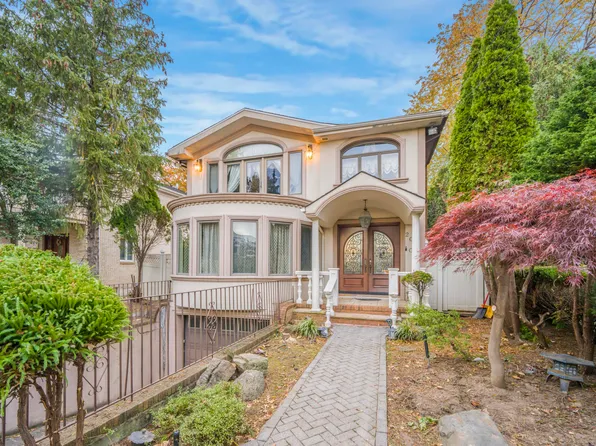 201-03 28th Avenue image 2 of 25