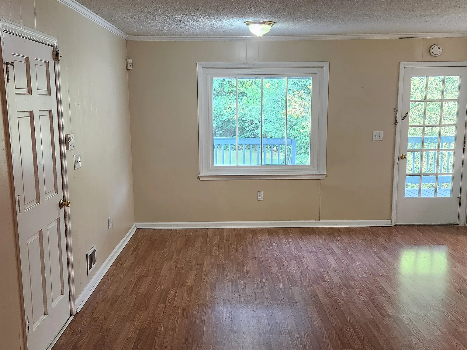 3 bed, 1594 sqft, $1,850 — Photo 3