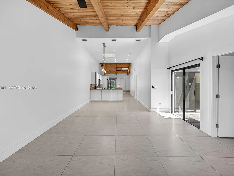2619 S Parkview Dr — Photo 37