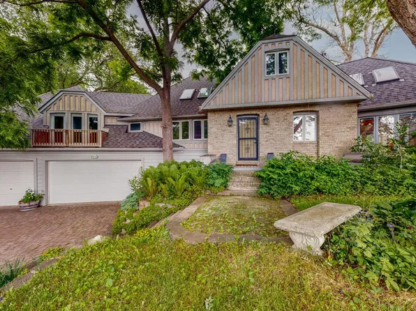 618 2nd Ave NE, Stewartville, MN 55976