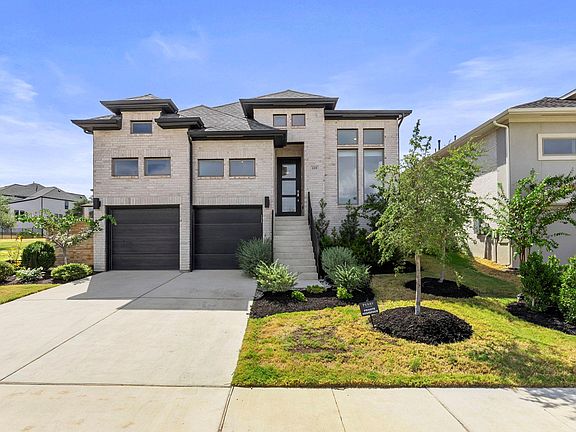 2nd image of 229 Bluff Creek Ln