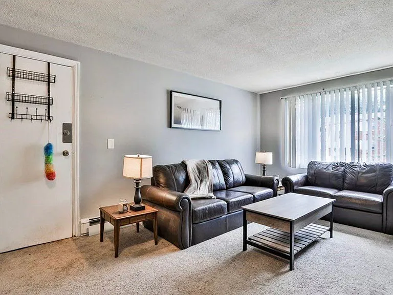99 Cluff Crossing Rd #5C — Photo 3