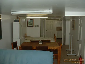 Rented by aptsandlofts.com