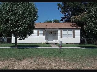 601 S Ash St, Ada, OK 74820