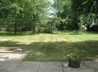 6524 Gates Mills Blvd, Mayfield Heights, OH 44124