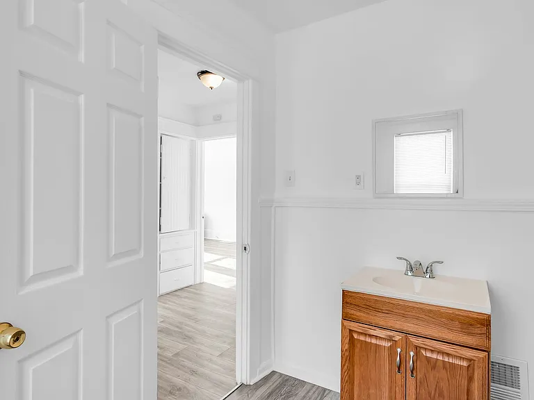 14601 Benwood Ave — Photo 18