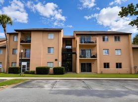 5214 Via Hacienda Cir, Orlando, FL