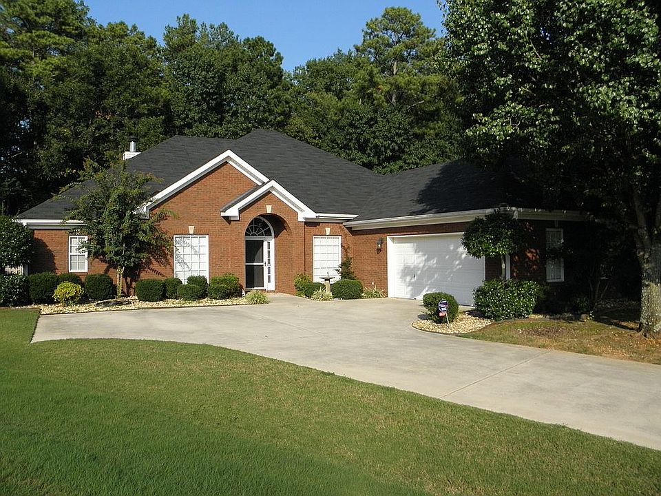 Side-Entry 2-Car Garage
