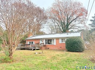 123 Prince James Dr, Hampton, VA 23669