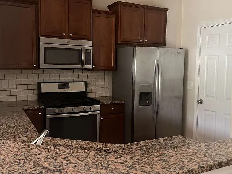 214 Olivet Loop — Photo 8