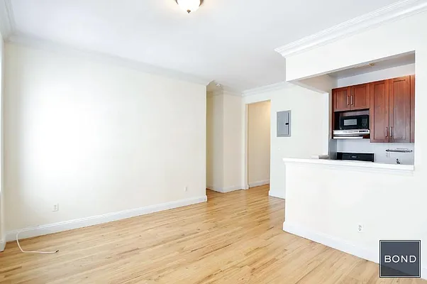 Rented by Bond New York | media 16