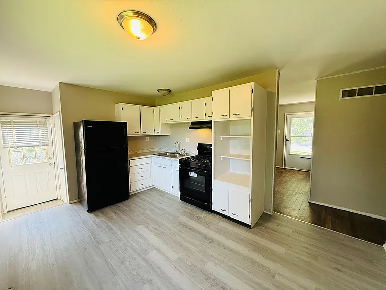 5130 Ville Maria Ln — Photo 6