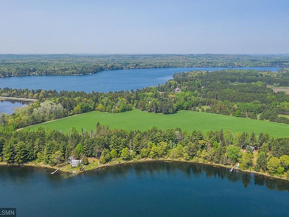 3rd image of Lake Ln NE