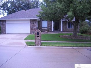 14710 Corby St, Omaha, NE 68116