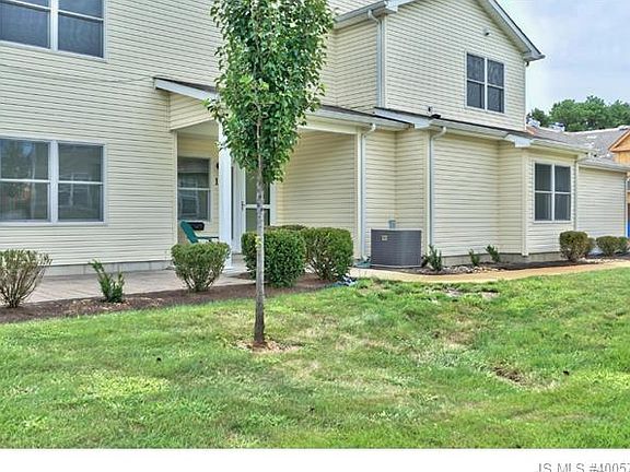 3rd image of 16 Wiley Way