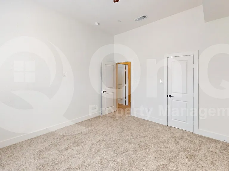 369 Mule Deer Mews — Photo 17