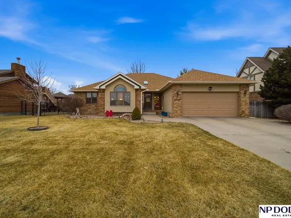 2428 Estes Ln, Fremont, NE 68025