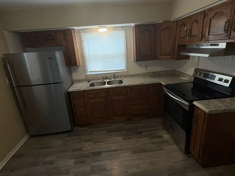 730 Bayard Park Dr — Photo 3