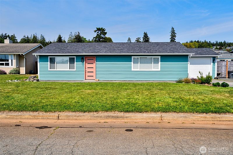 3rd image of 5404 Doon Way