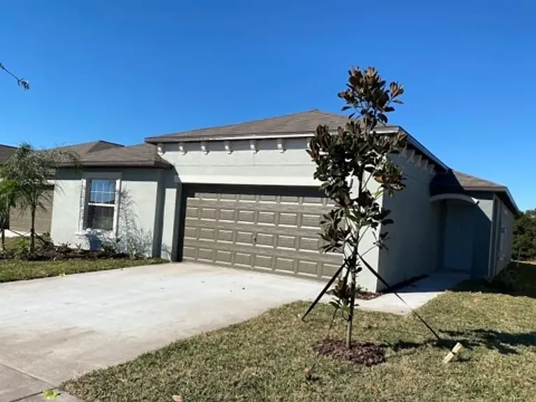 16628 Delia St — Photo 1