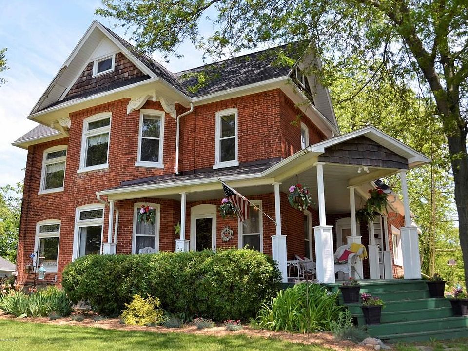 7366 ONEIDA * GRAND LEDGE SCHOOLS