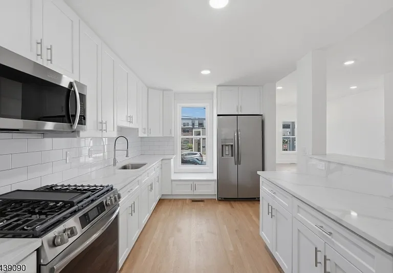 116 Valley St #1 — Photo 12