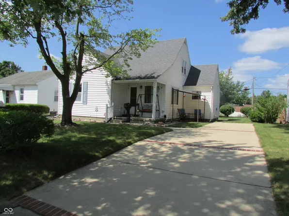 558 Elmwood Dr, Frankfort, IN 46041