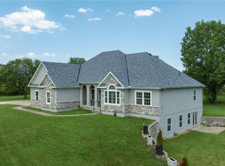 26908 E 219th St, Pleasant Hill, MO 64080